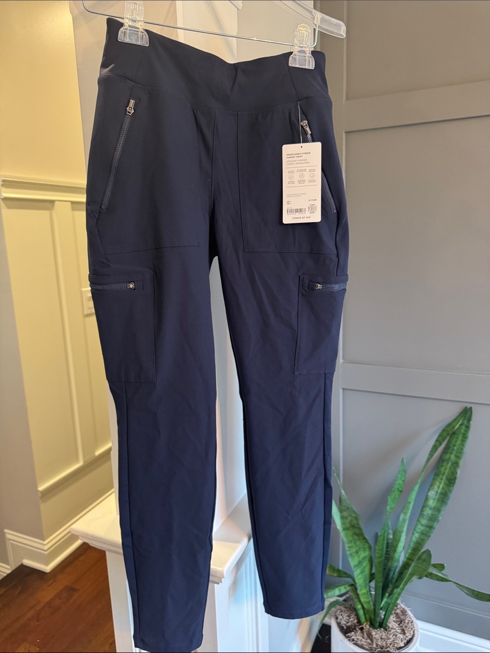 Headlands hybrid, cargo tight from Athleta